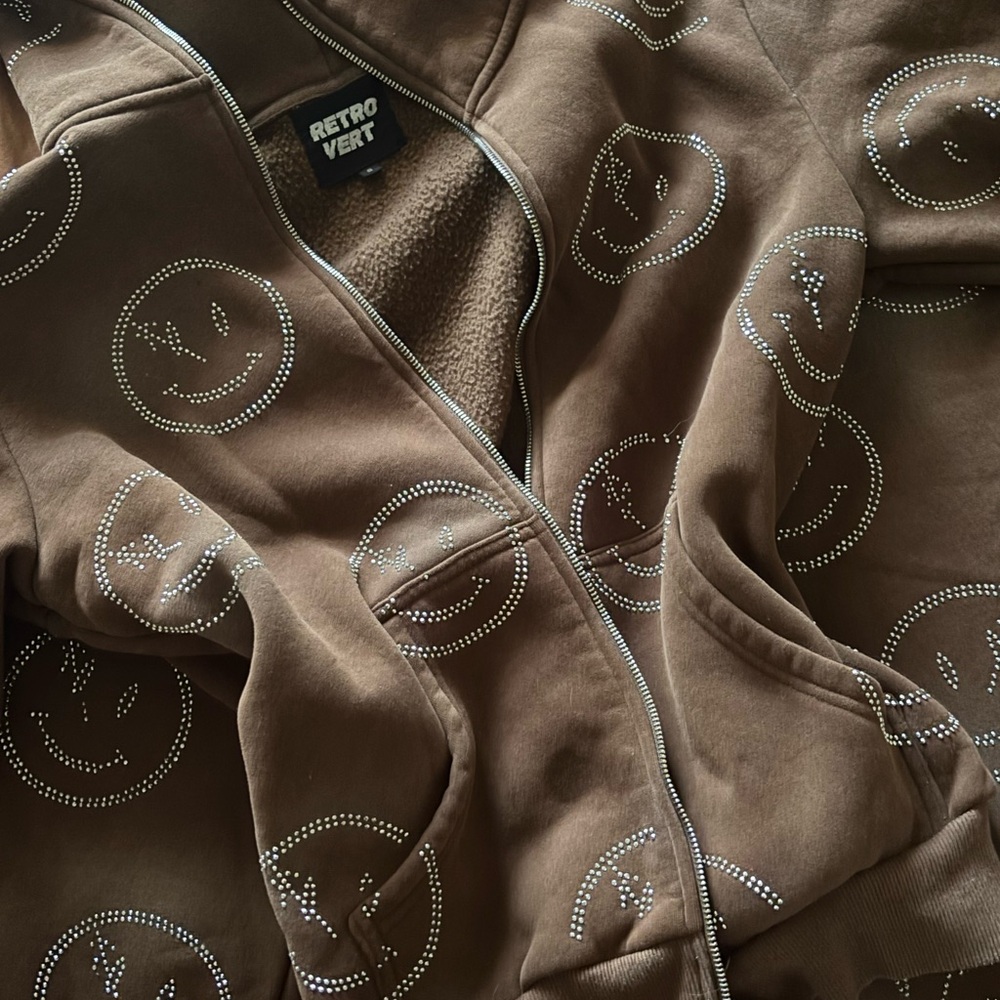 Brown RETROVERT hoodie and sweatpants SET